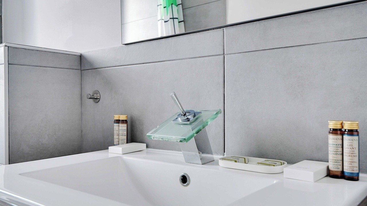 Photo of Bathroom in Suresnes