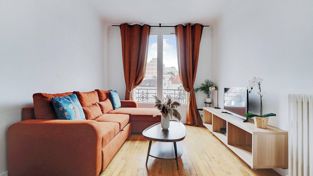 Photo of Livingroom in Suresnes
