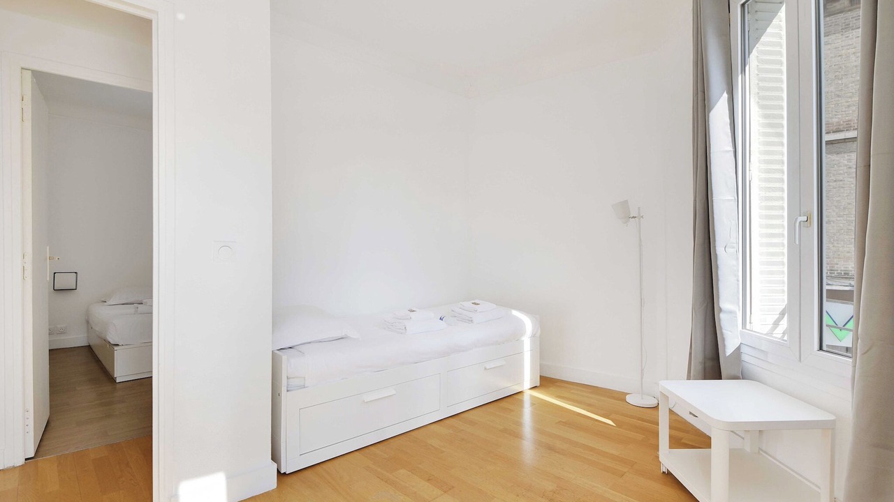 Photo of Bedroom in Suresnes