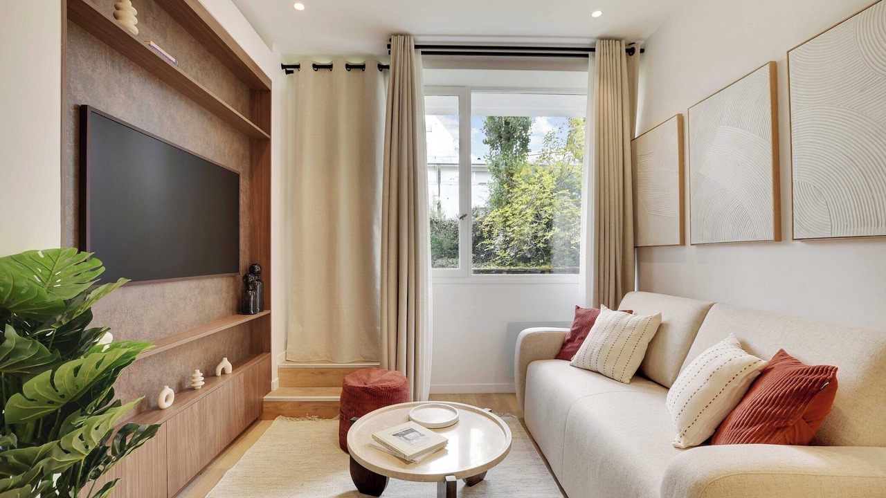 Photo of Livingroom in Quartier de la Chapelle