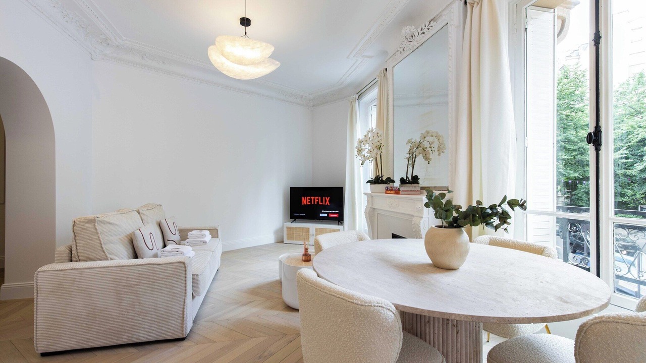 Photo of Livingroom in Auteuil