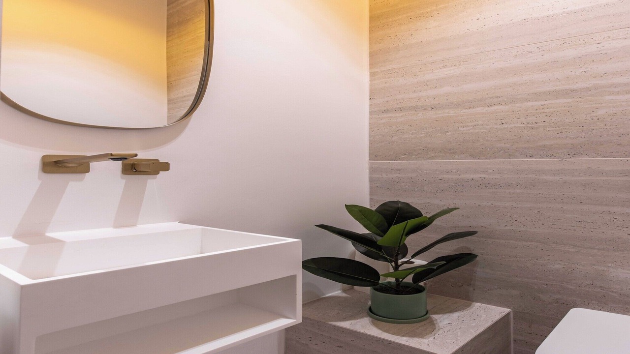 Photo of Bathroom in Auteuil