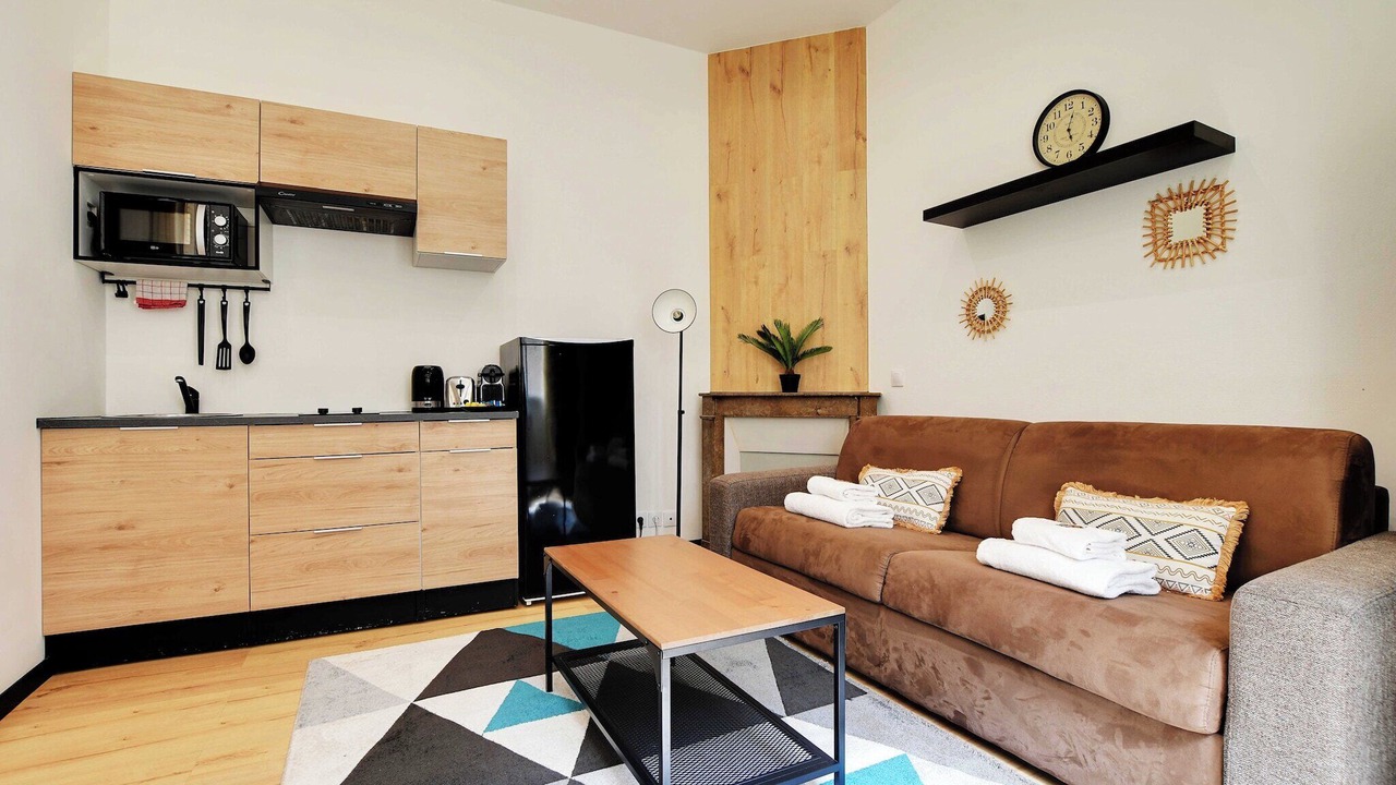Photo of Livingroom in 19th Arrondissement