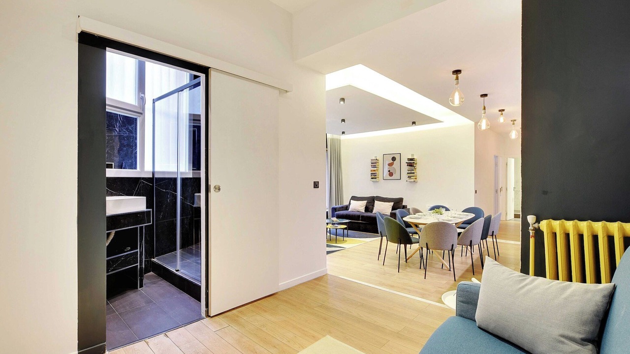 Photo of Livingroom in Enfants-Rouges