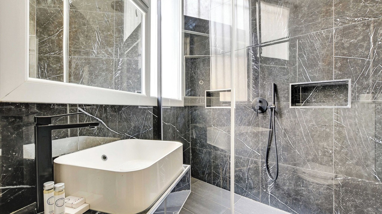 Photo of Bathroom in Enfants-Rouges