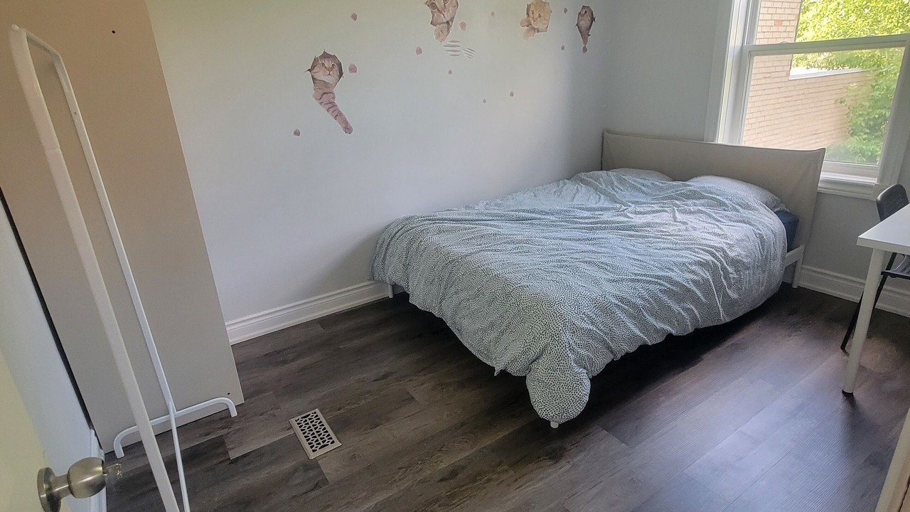 Photo of Bedroom in Bloorcourt Village