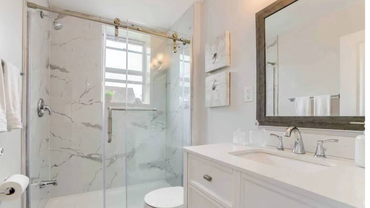 Photo of Bathroom in Bloorcourt Village