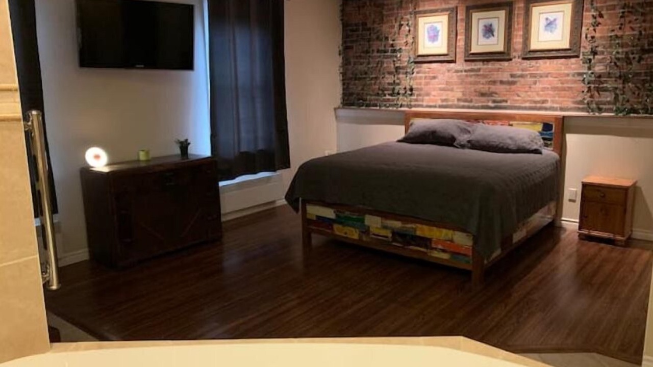 Photo of Bedroom in North Bay
