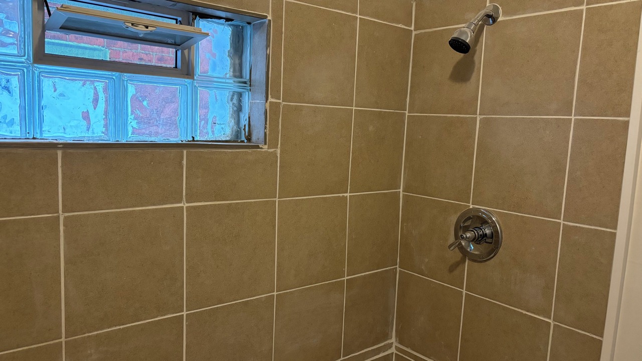 Photo of Bathroom in North Philadelphia