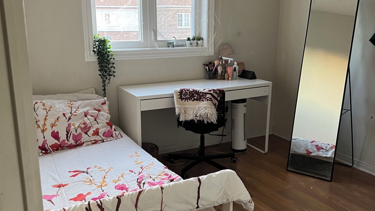Photo of Bedroom in Churchill Meadows