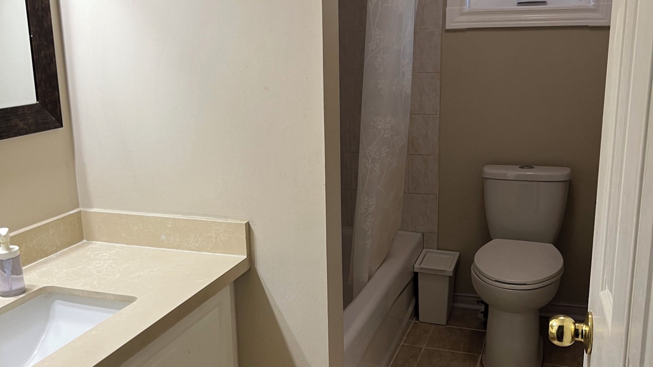 Photo of Bathroom in Churchill Meadows