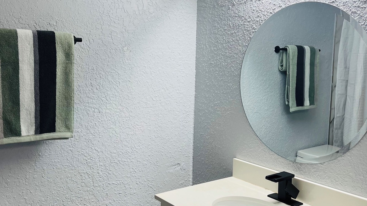 Photo of Bathroom in Fairvilla