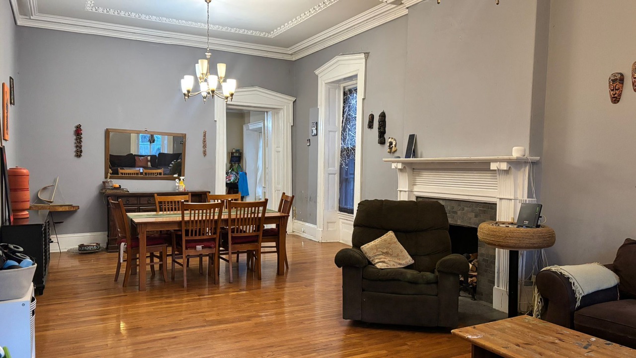 Photo of Livingroom in Germantown