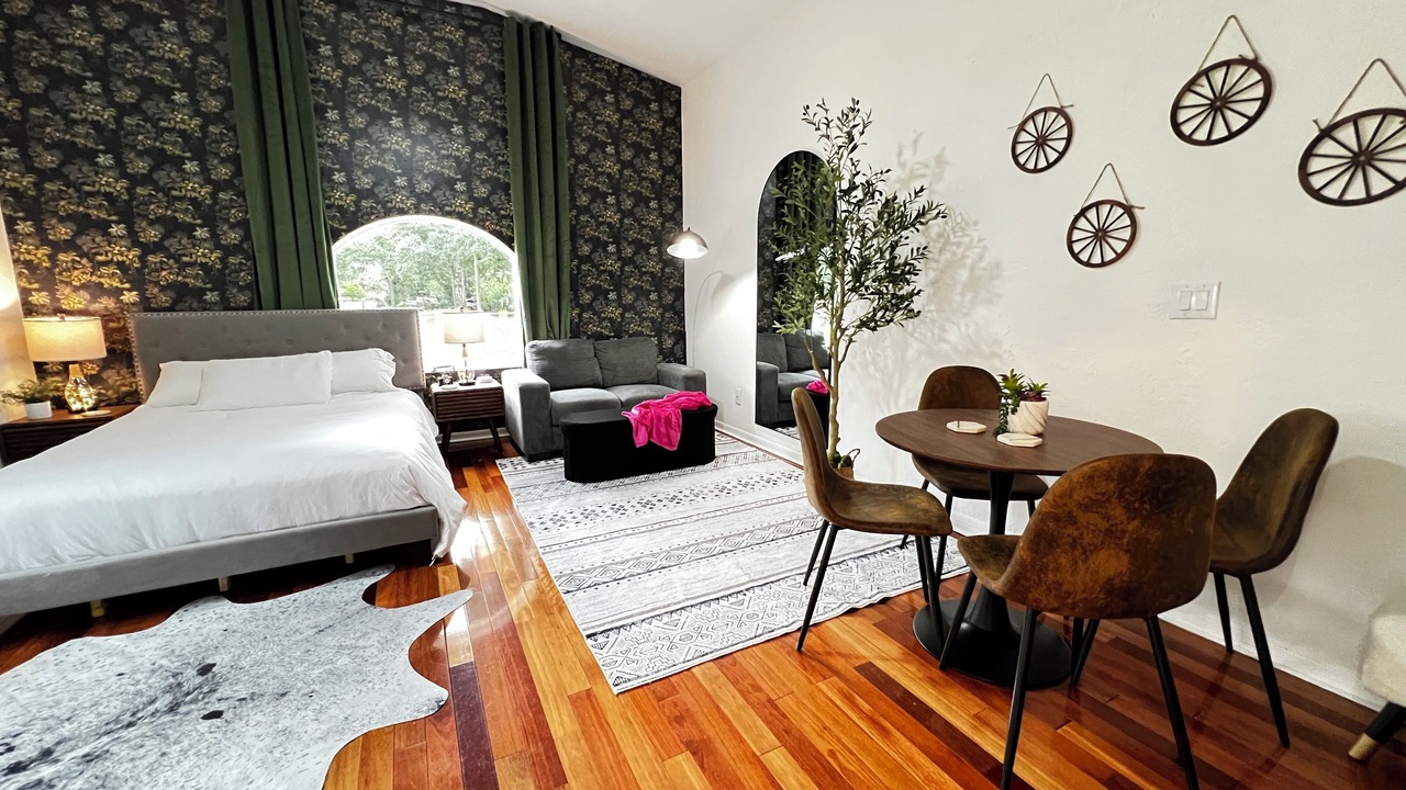 Photo of Bedroom in Conway