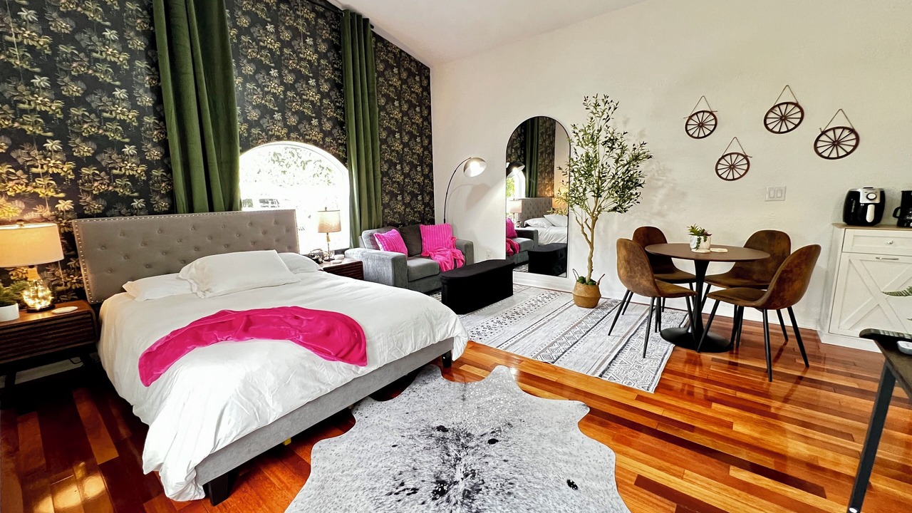Photo of Bedroom in Conway
