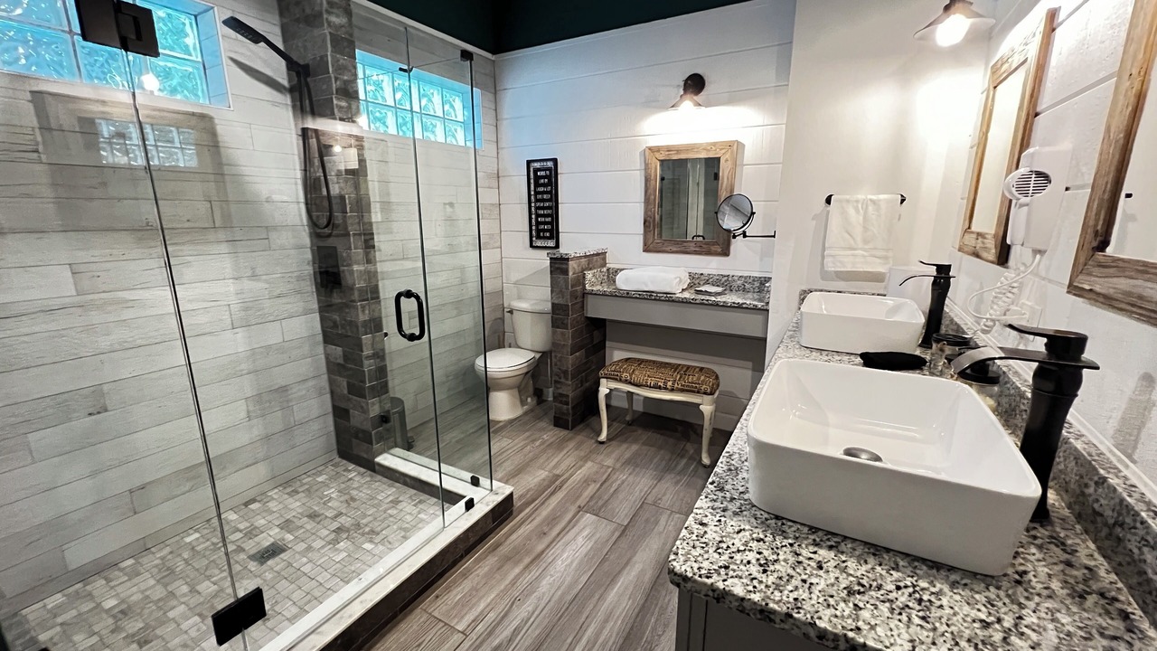 Photo of Bathroom in Conway