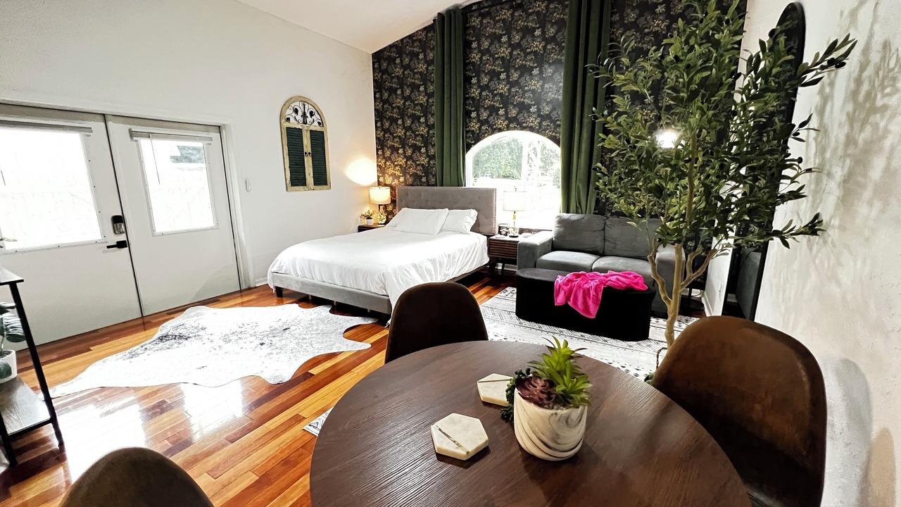 Photo of Bedroom in Conway