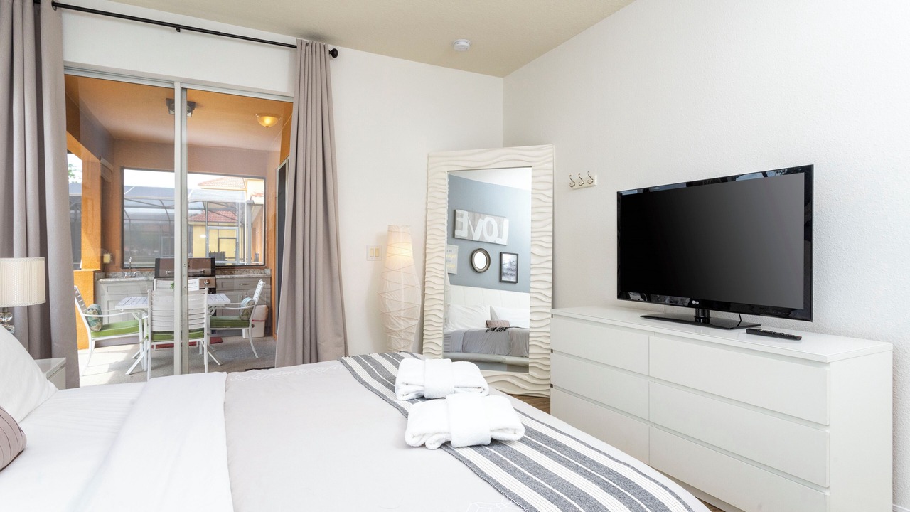 Photo of Bedroom in Seasons