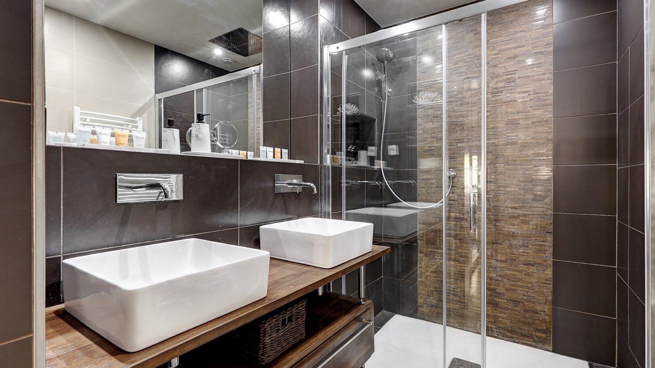 Photo of Bathroom in Enfants-Rouges