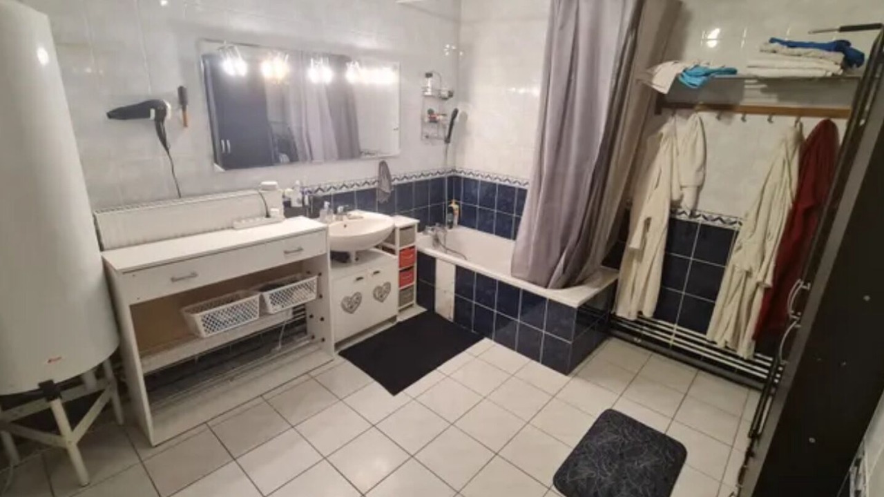Photo of Bathroom in Asnieres-sur-Seine