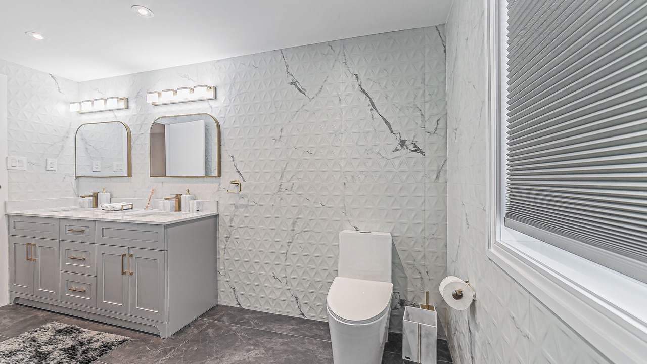 Photo of Bathroom in Gateway