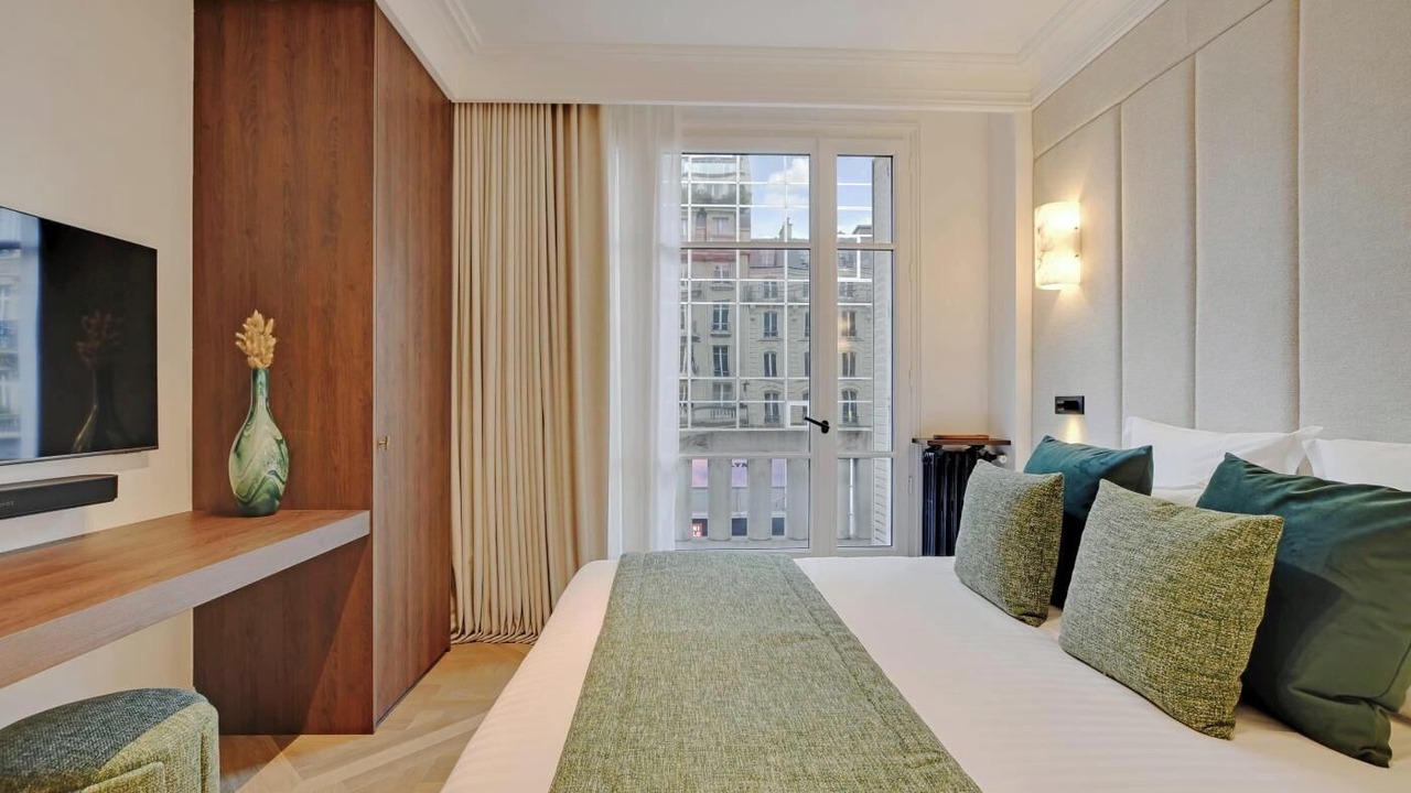 Photo of Bedroom in Notre-Dame-des-Champs