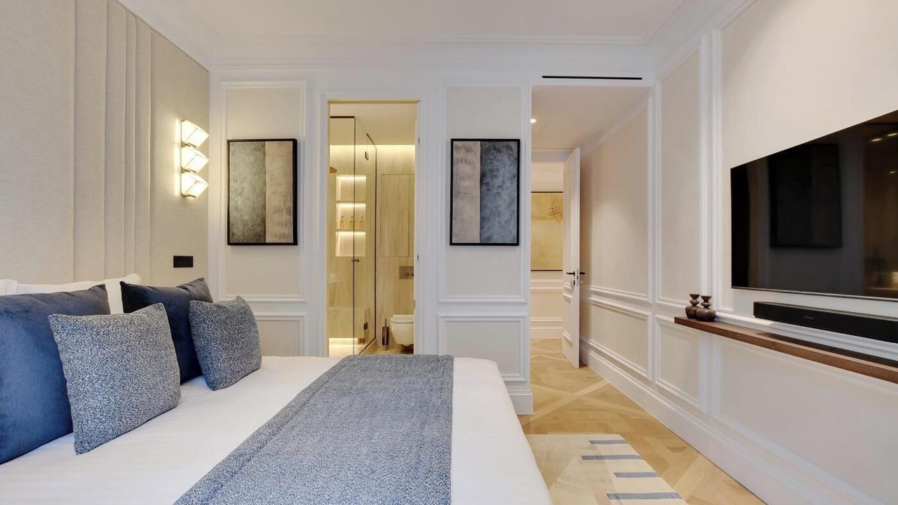 Photo of Bedroom in Notre-Dame-des-Champs