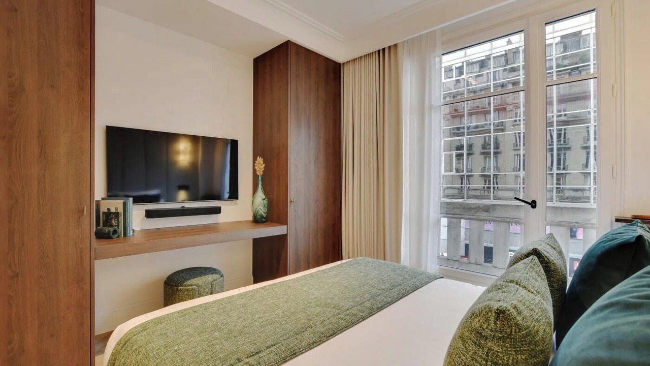 Photo of Bedroom in Notre-Dame-des-Champs
