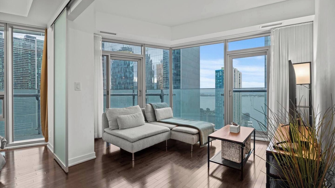 Photo of Livingroom in Central Waterfront