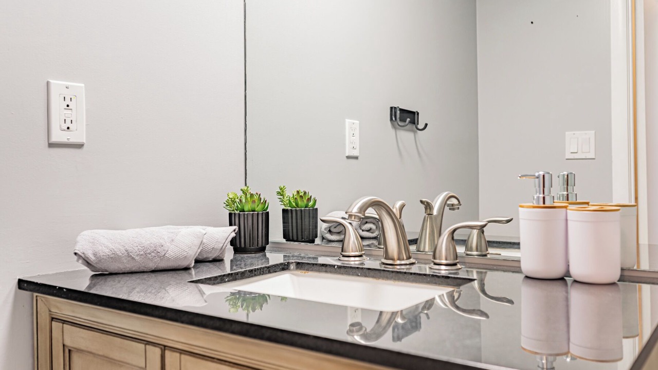 Photo of Bathroom in Fort York