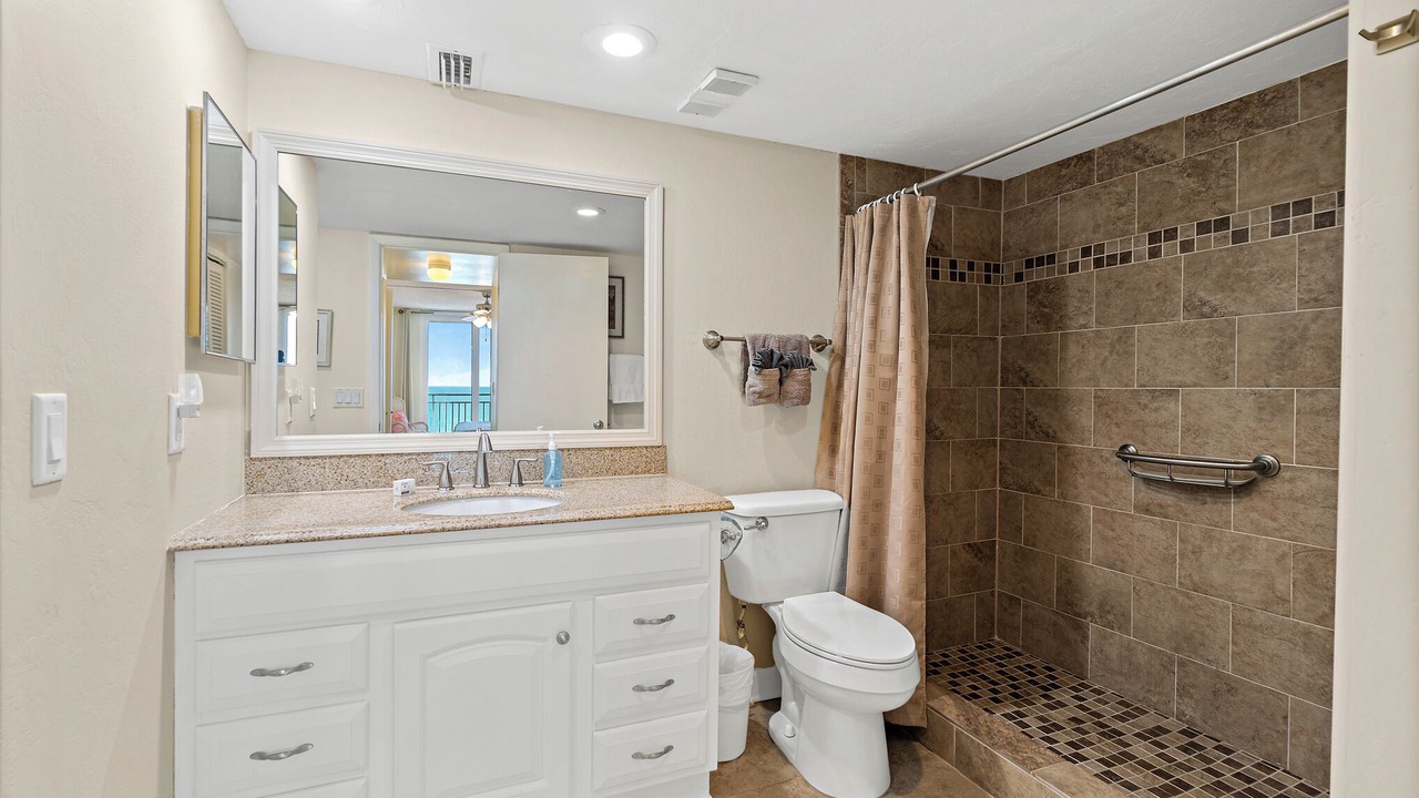 Photo of Bathroom in Seacoast Shores