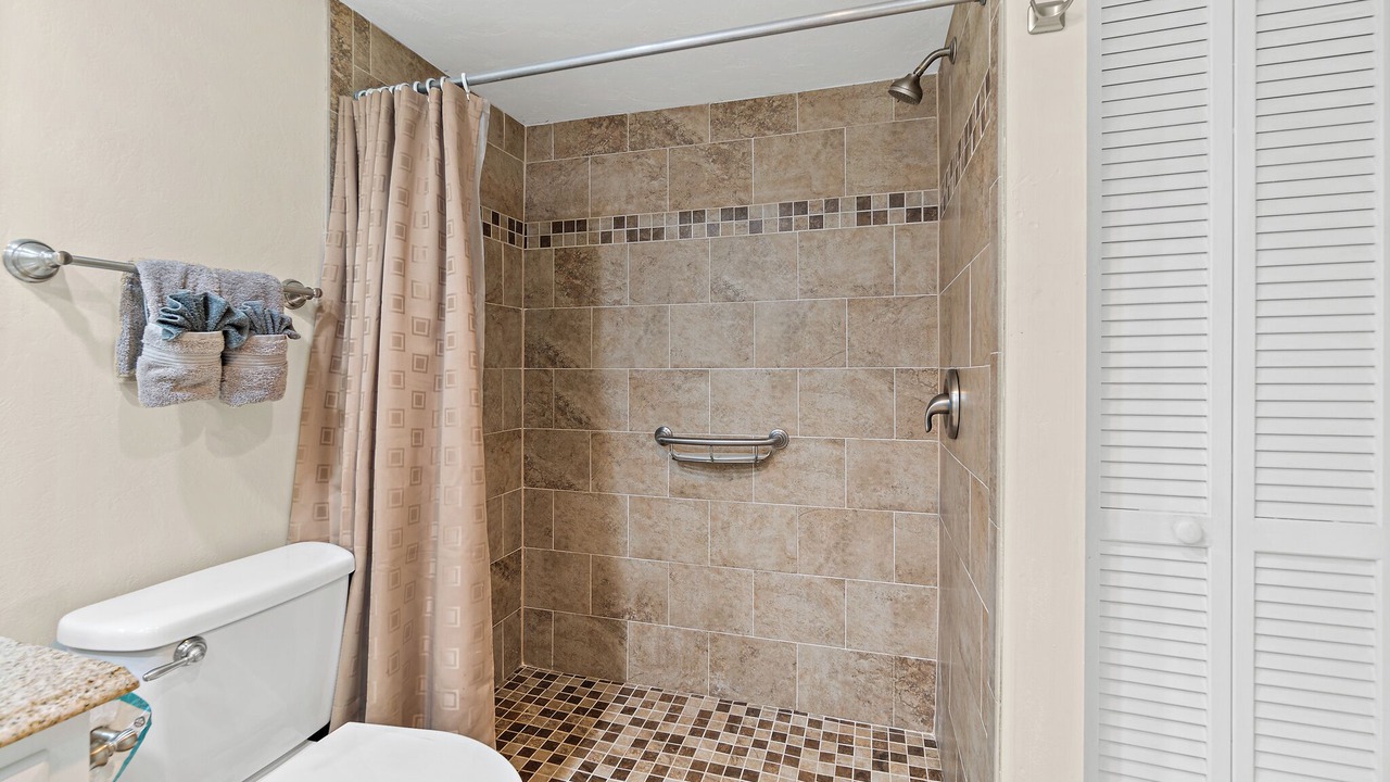Photo of Bathroom in Seacoast Shores