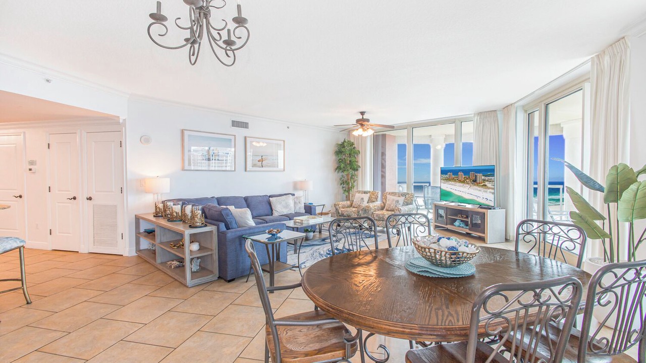 Photo of Livingroom in Pensacola Beach