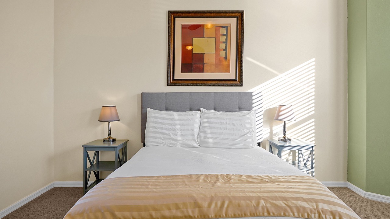 Photo of Bedroom in Tuscan Hills