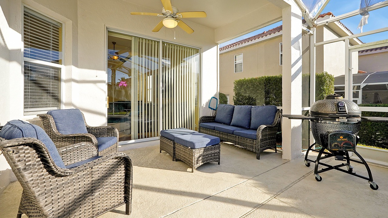 Photo of Patio Balcony in Tuscan Hills