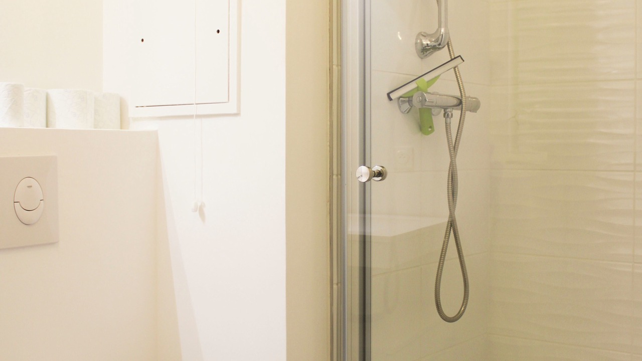 Photo of Bathroom in Les Puces de Saint-Ouen