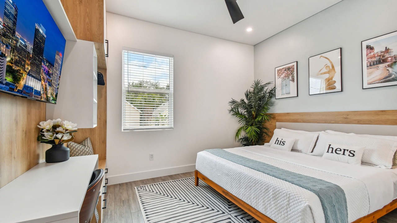 Photo of Bedroom in Historic Old Northeast