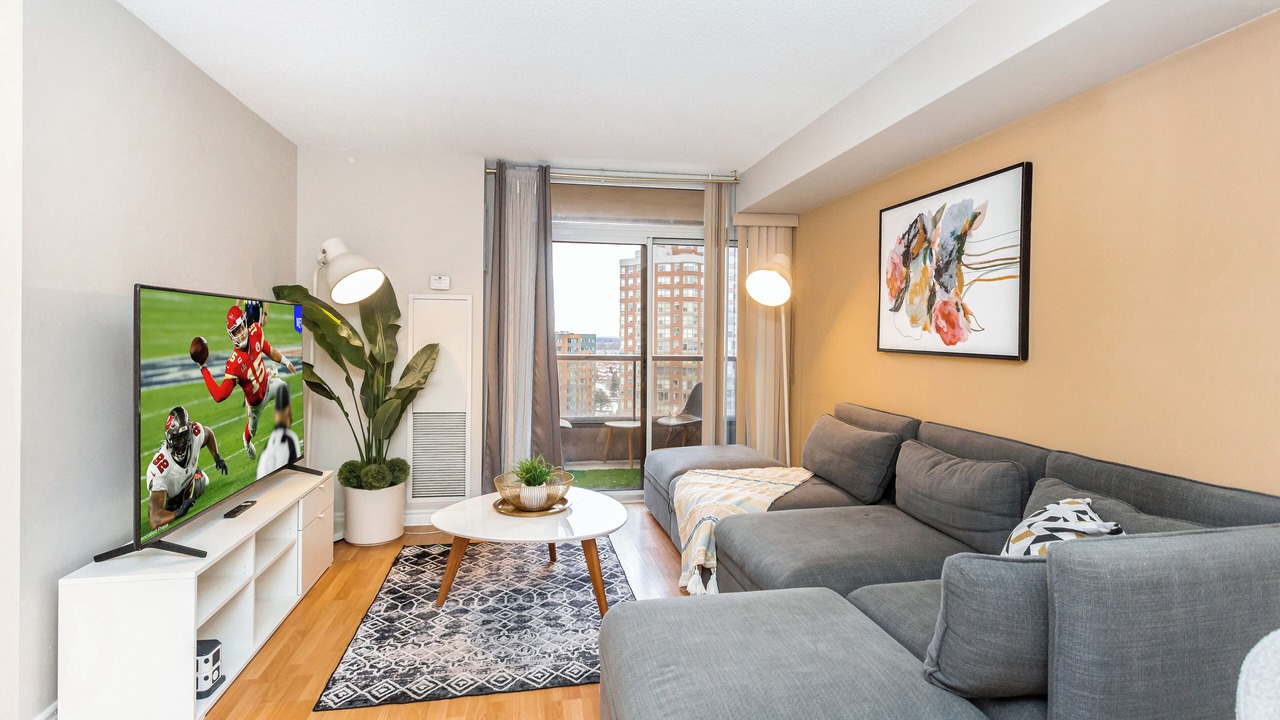 Photo of Livingroom in Downtown Mississauga