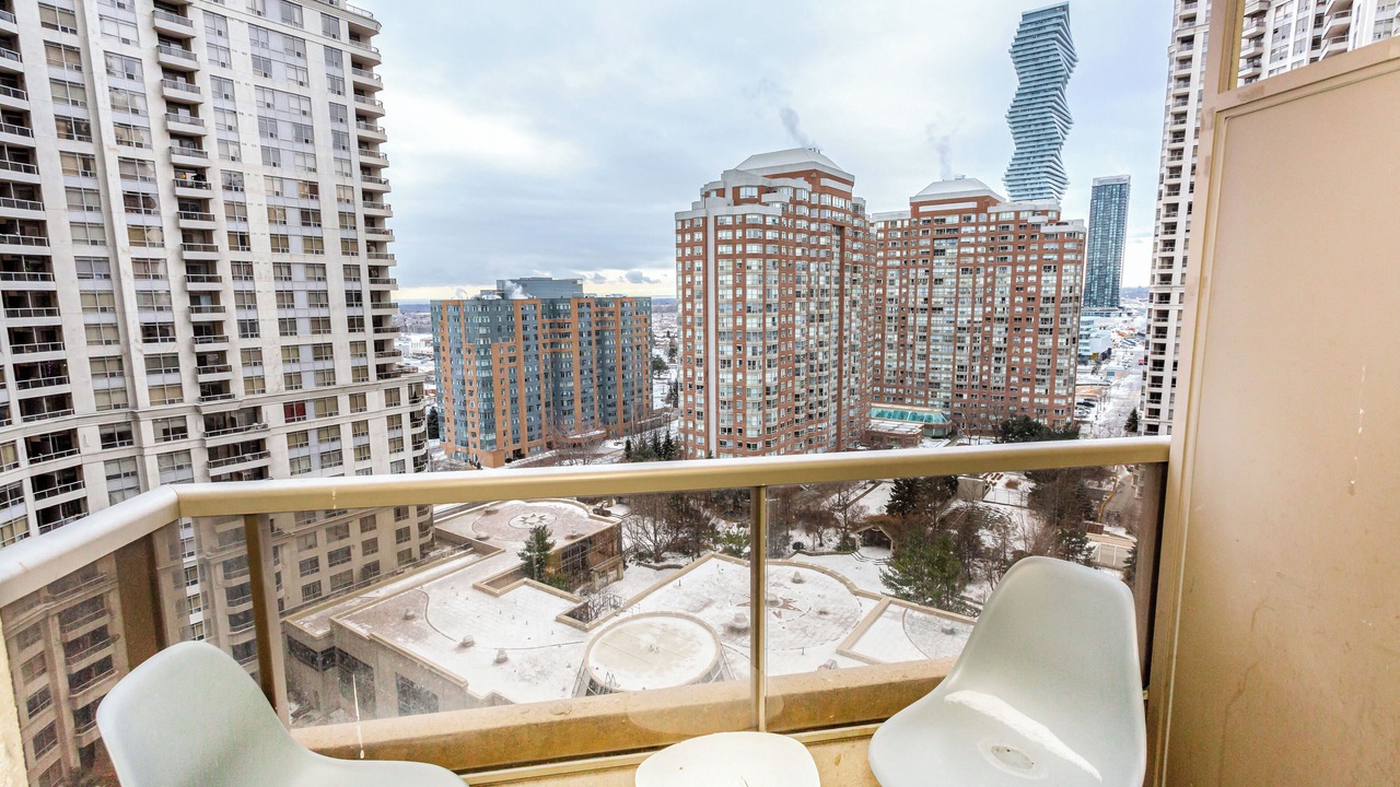 Photo of Outdoor in Downtown Mississauga