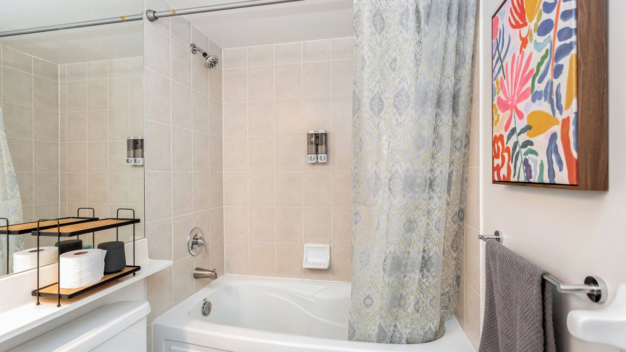 Photo of Bathroom in Downtown Mississauga