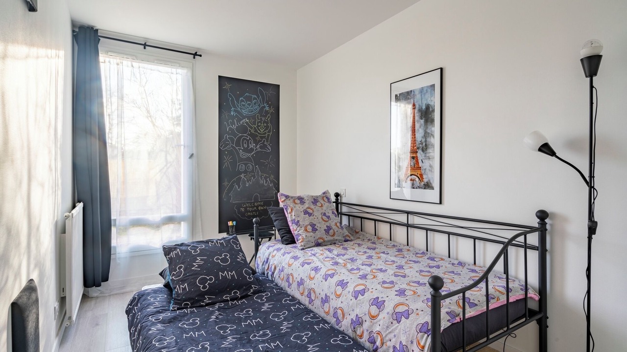 Photo of Bedroom in Lognes