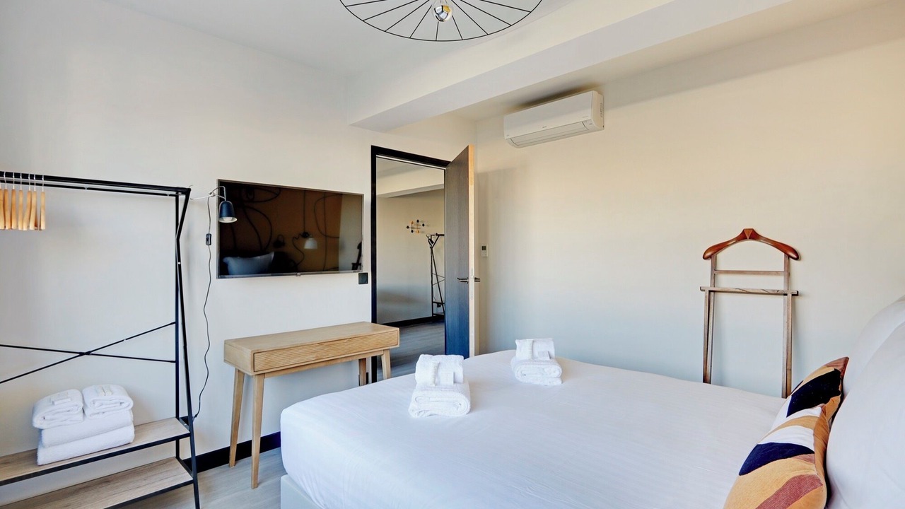 Photo of Bedroom in Combat