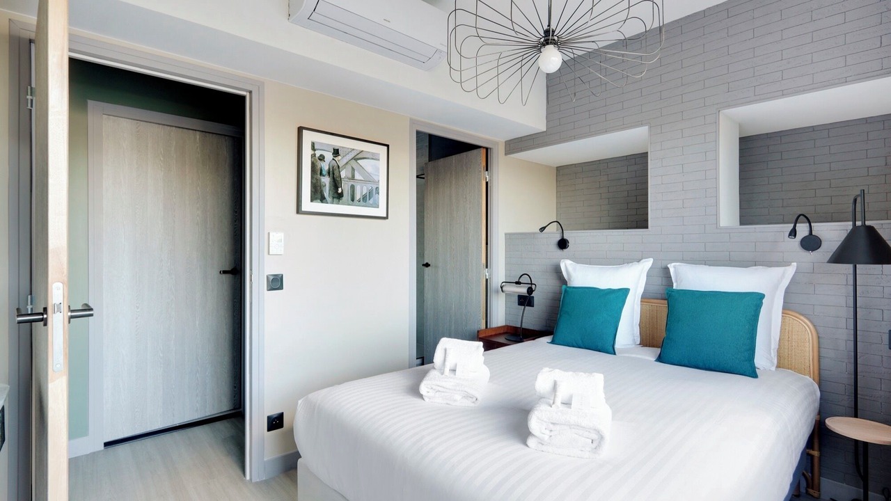 Photo of Bedroom in Combat