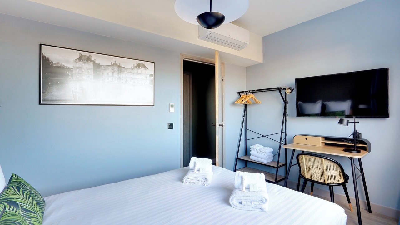 Photo of Bedroom in Combat