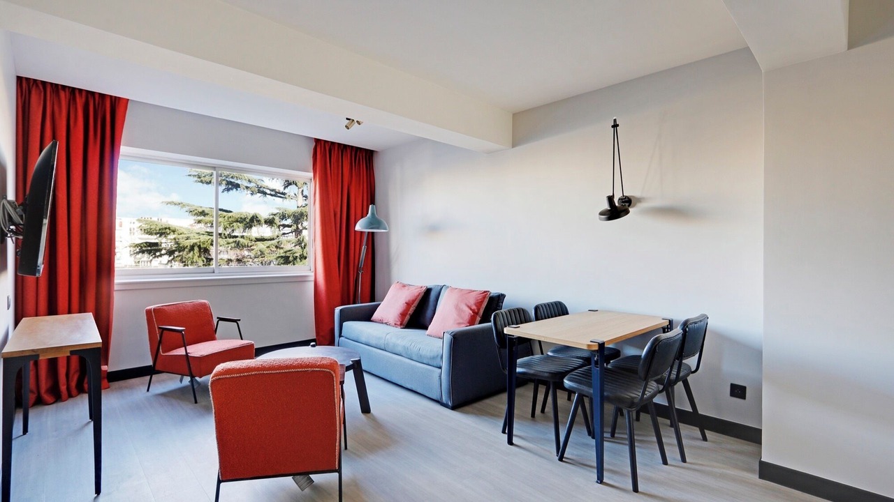 Photo of Livingroom in Combat