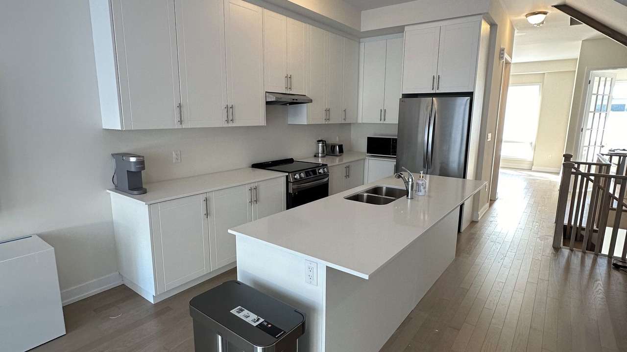 Photo of Kitchen in Oakville