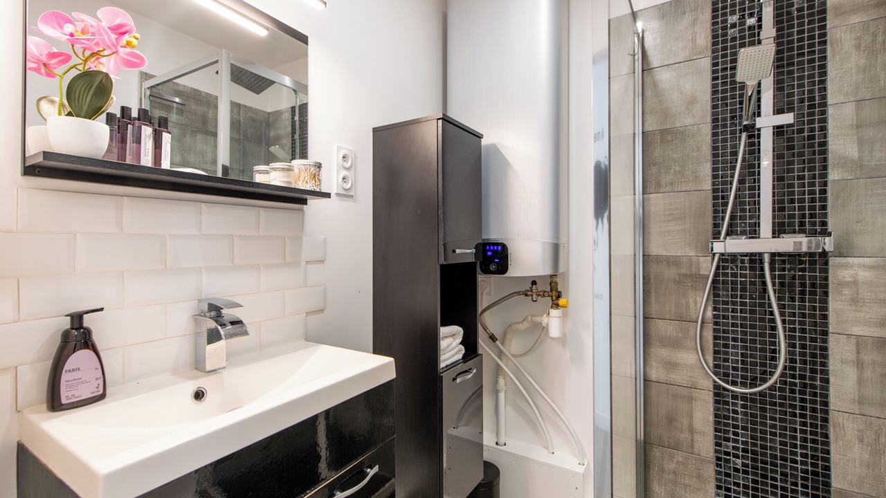 Photo of Bathroom in Mont-Mesly
