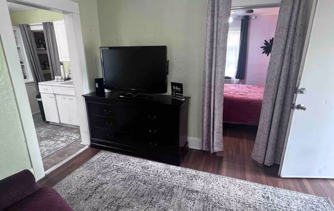 Photo of Bedroom in Dixieland