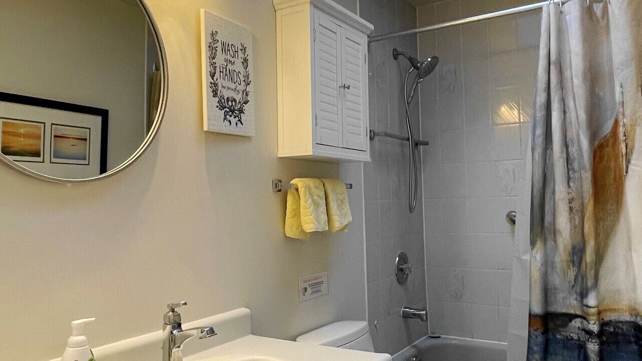 Photo of Bathroom in North Kawartha