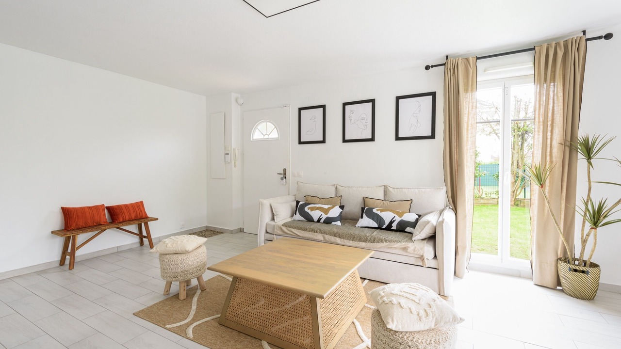 Photo of Livingroom in Magny-le-Hongre